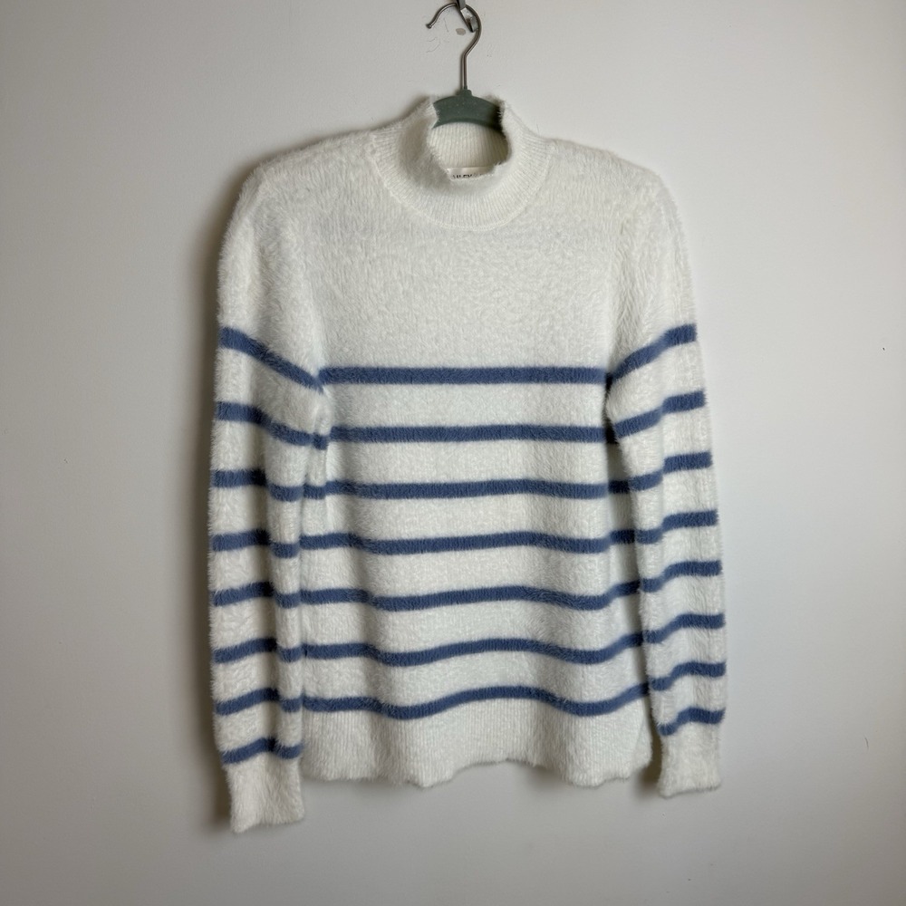 Bailey 44 Sweater Womens Small White Blue Striped Mock Neck Oversized Fuzzy Boxy